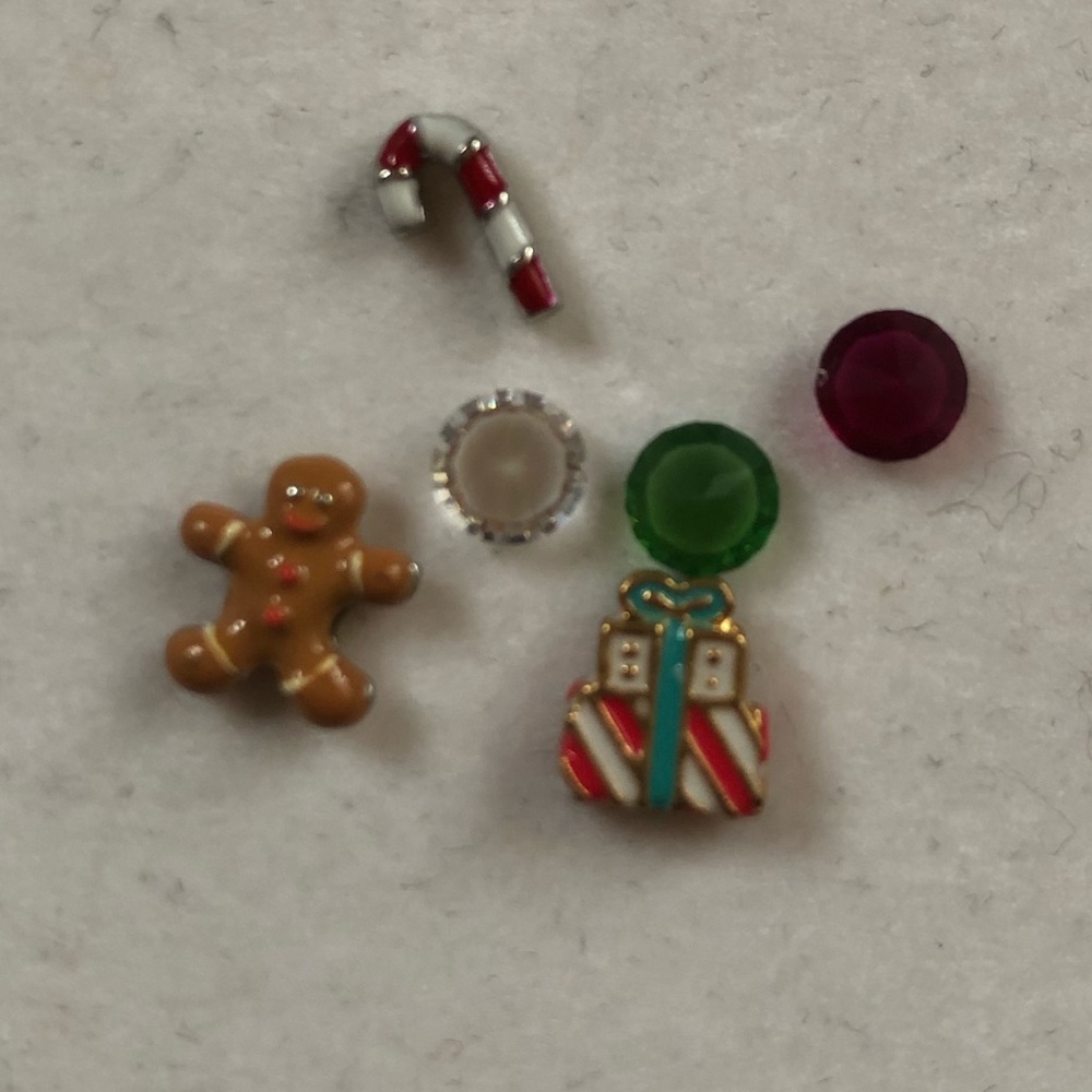 Origami Owl Christmas Charms